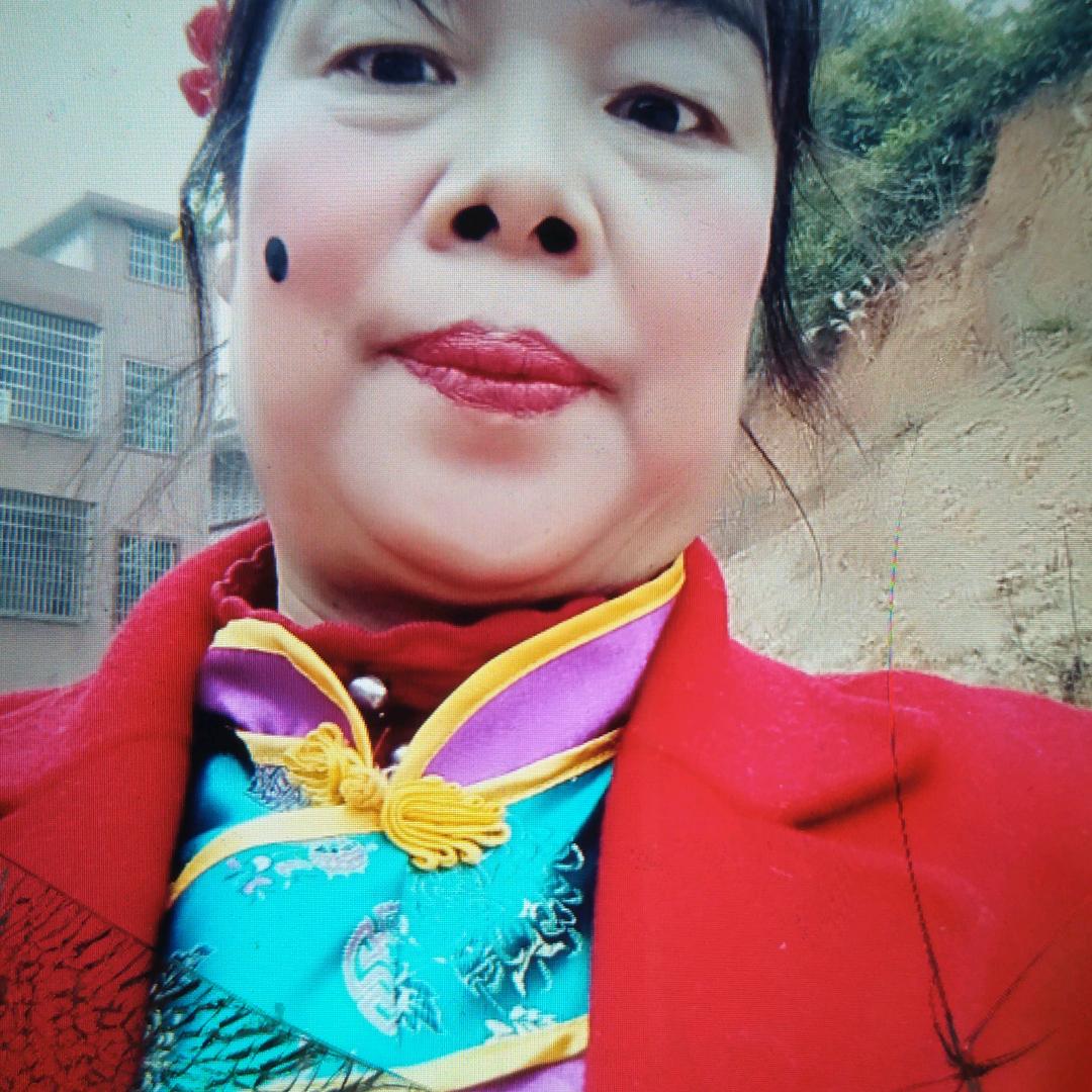 用户8278599382076李被翠