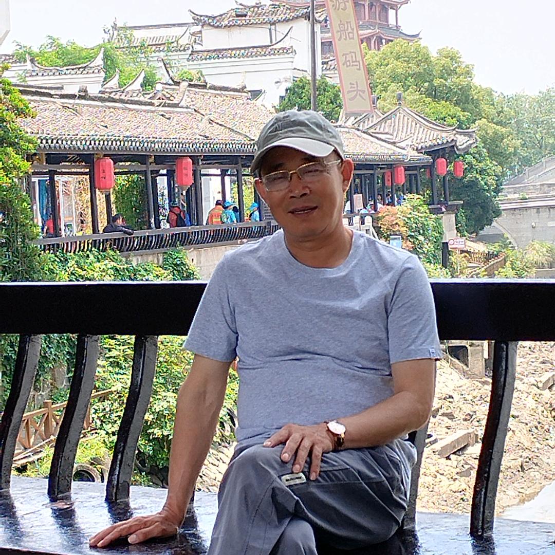 陈虎、