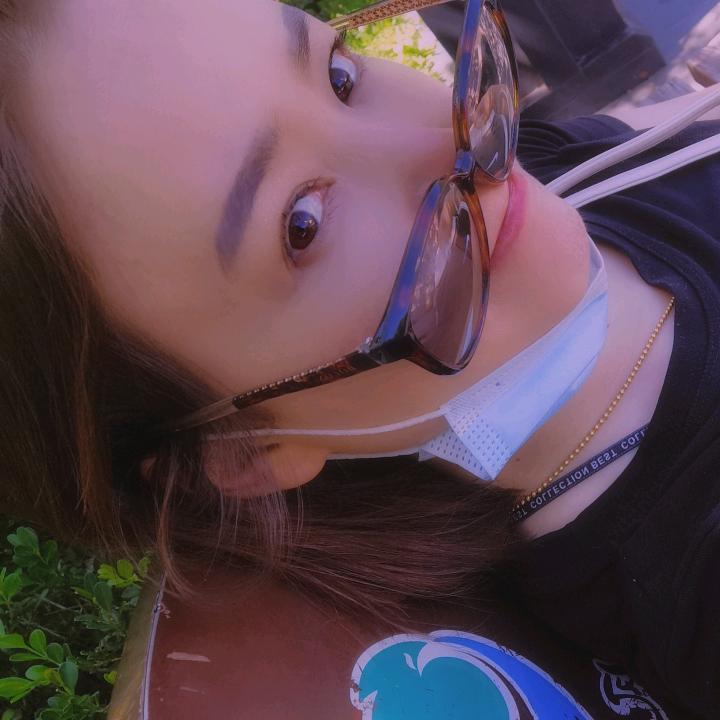 袁笑月