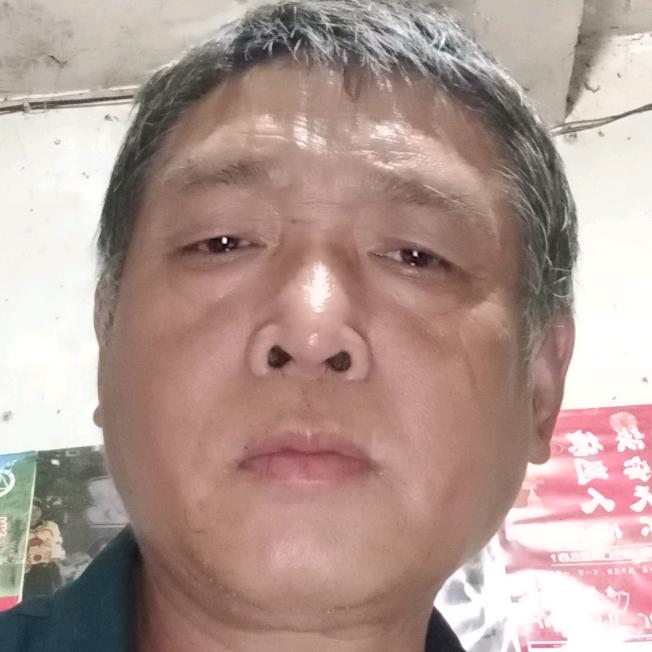 老农民大爷