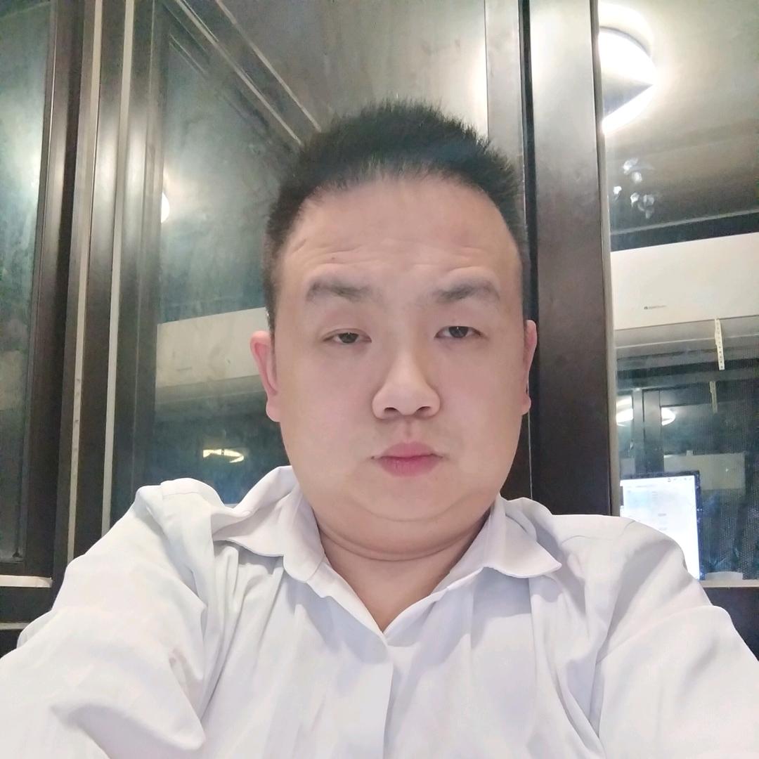 一个爱留恋的人