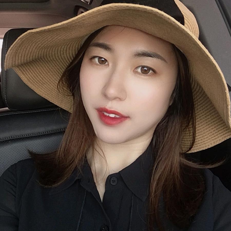 彩彩