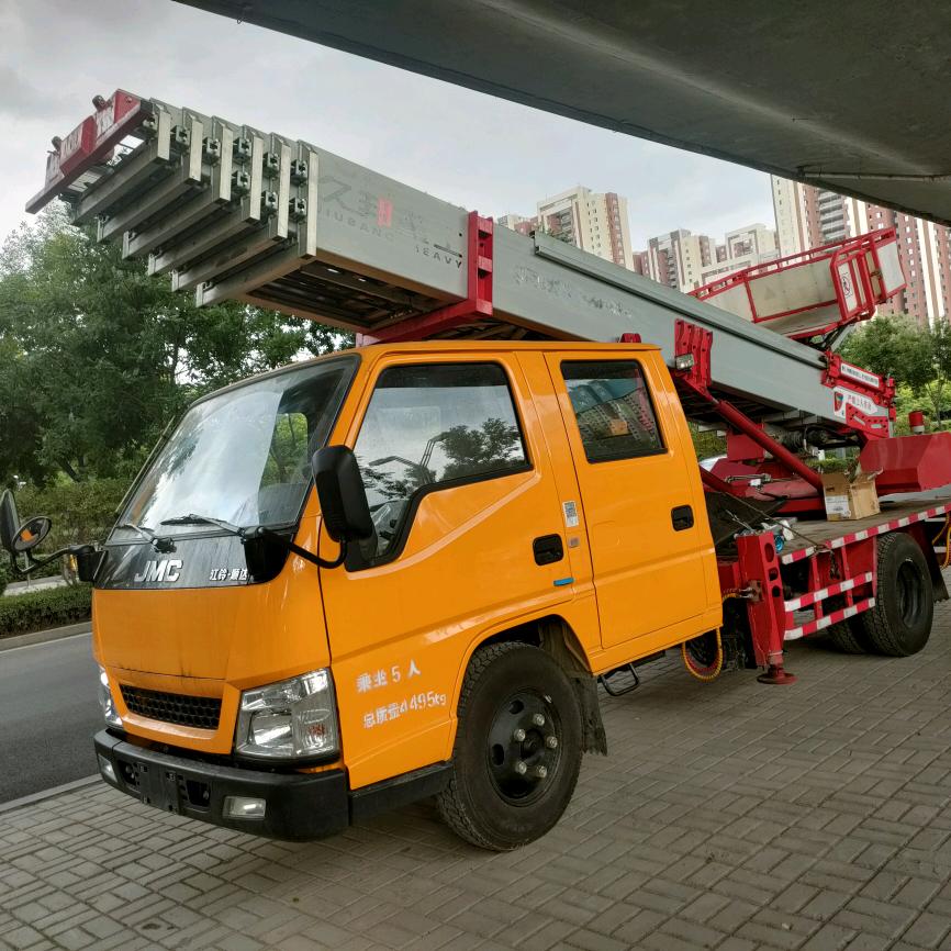 太原四哥云梯车，高空车租赁