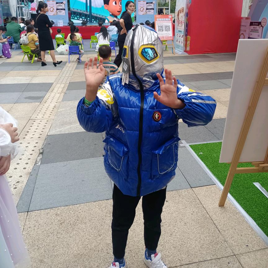 乱跳的满满