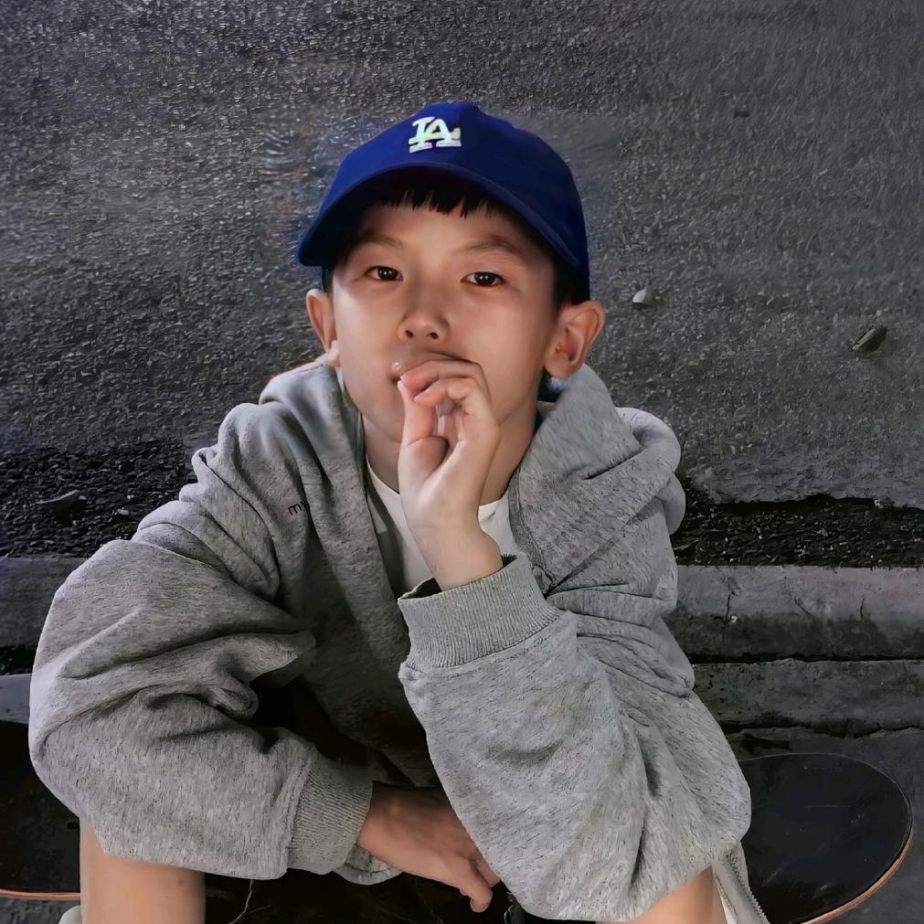 ￥