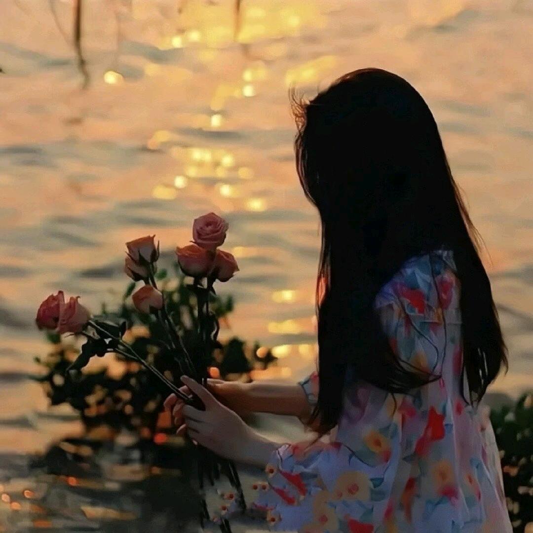 海滩上的田螺🪅