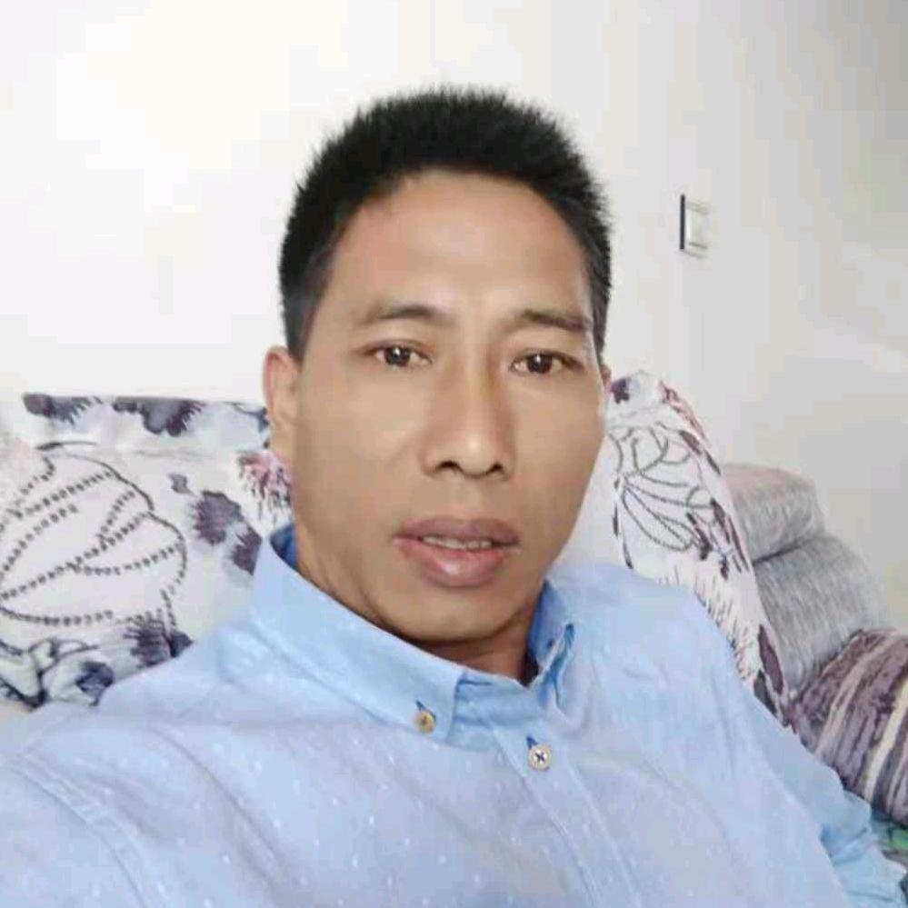 农业大棚小张。