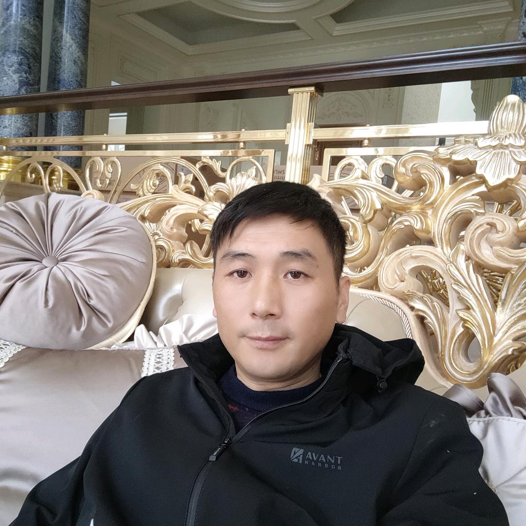 昆山门窗喜牧龙:黄光耀