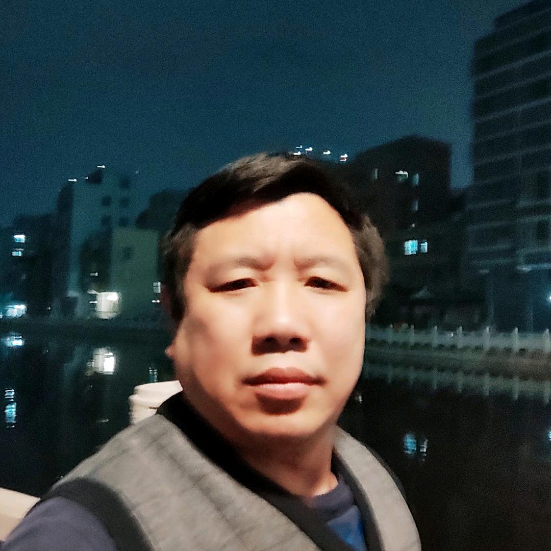 爱上玩乐器