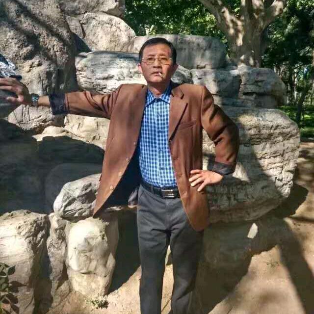 土田共戈