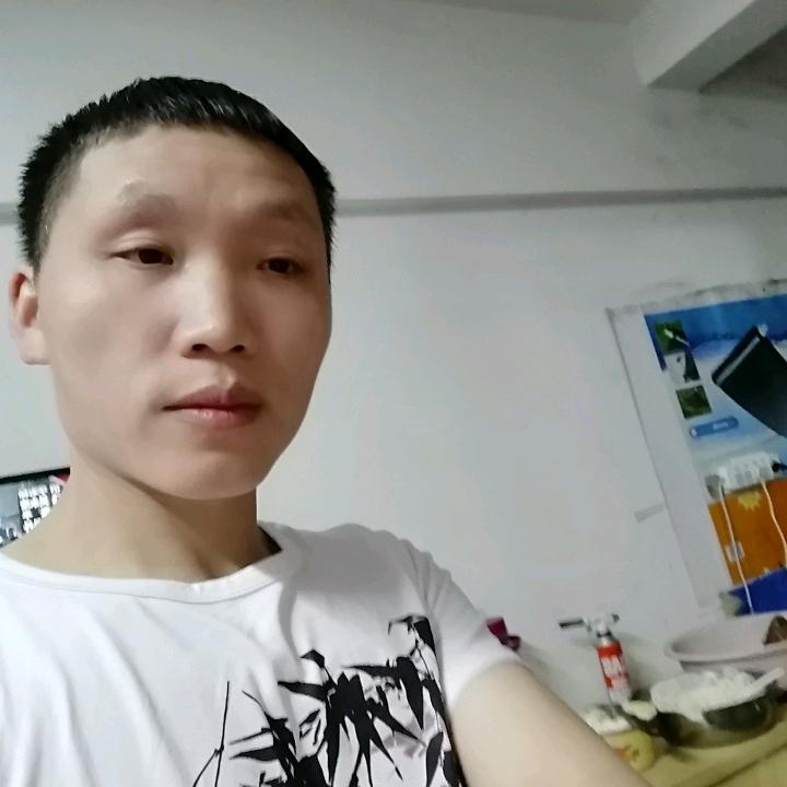 想让未来更好，所以必须一起努力