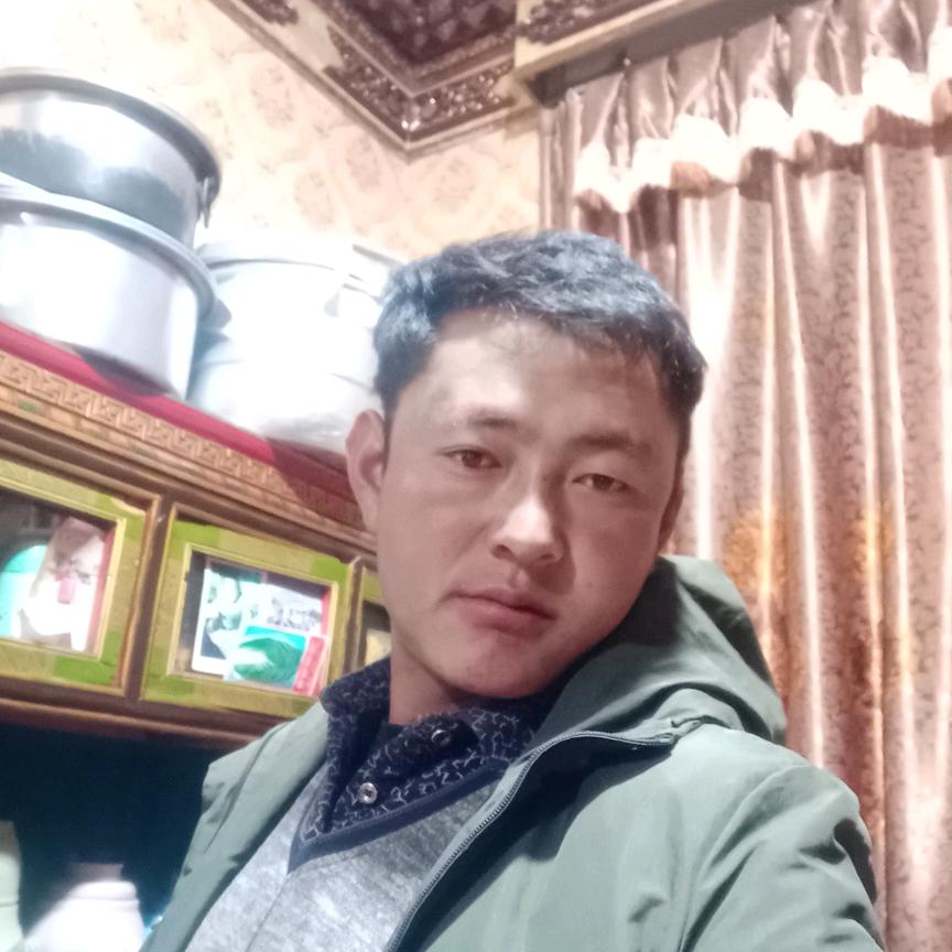 强巴