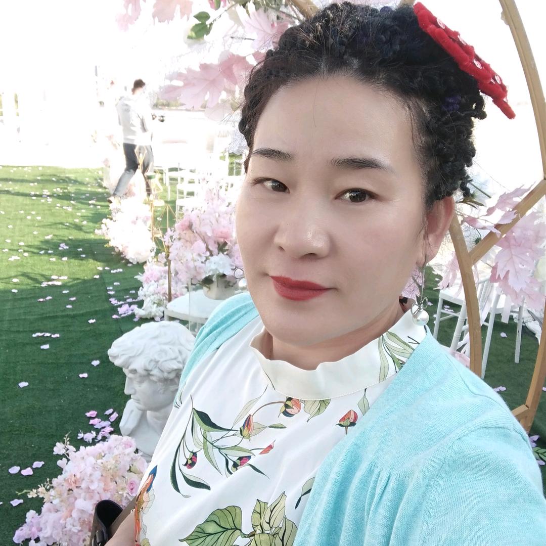 唯美鲜花小英