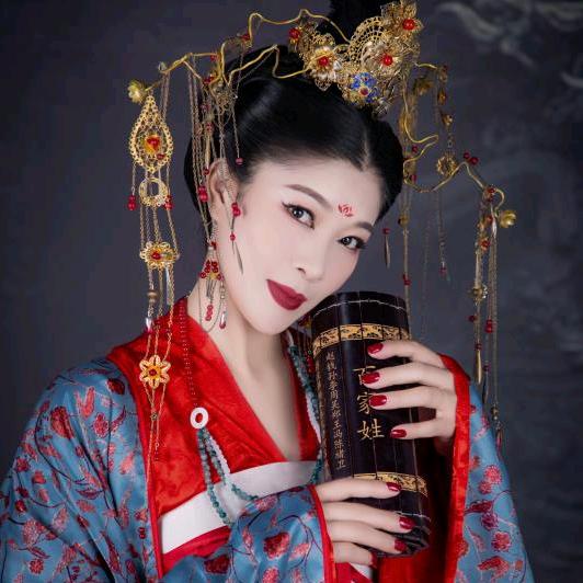 霞姐