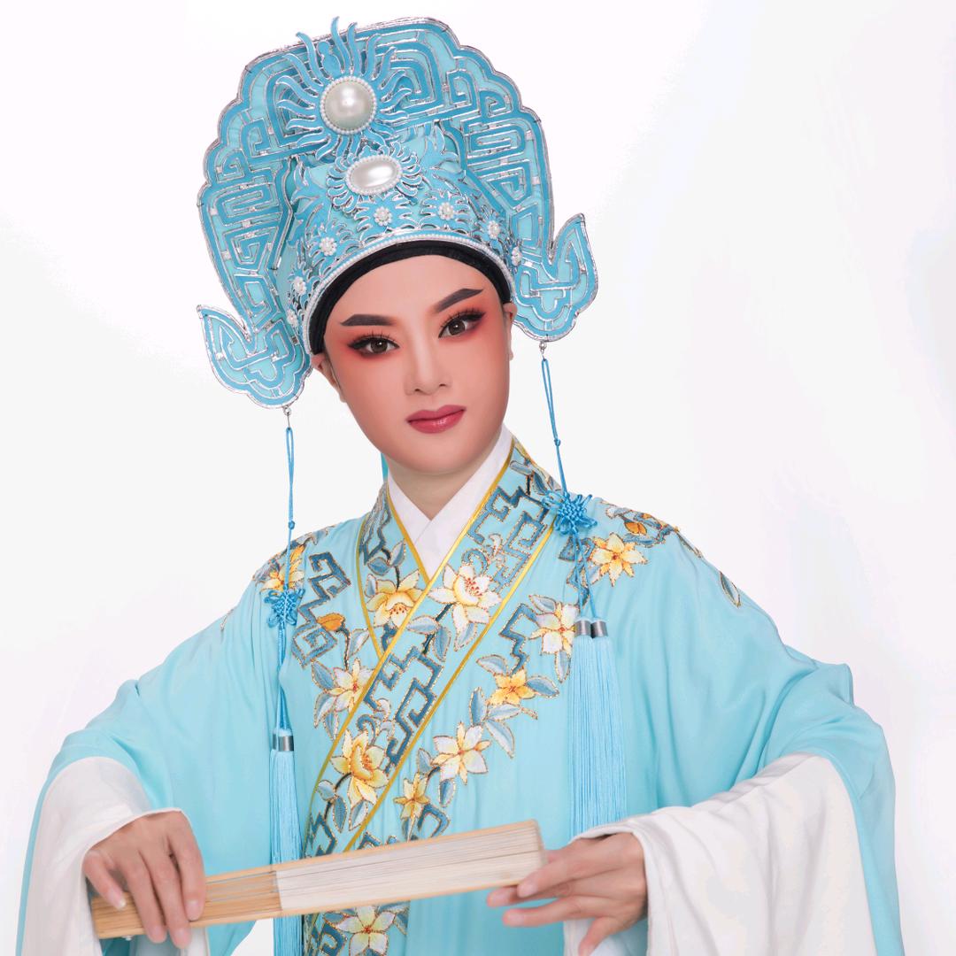 越玲珑