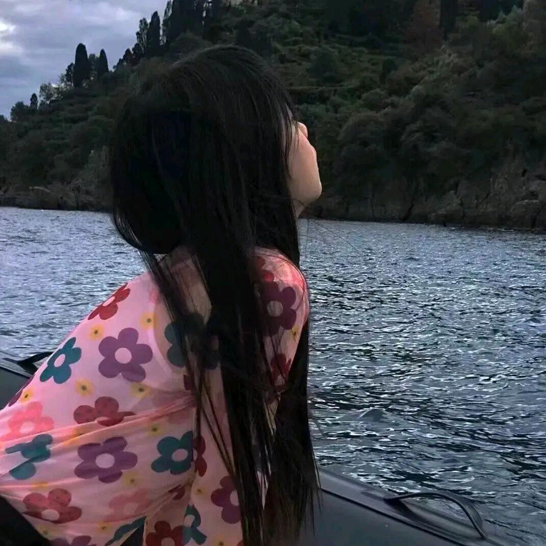 小萍^
