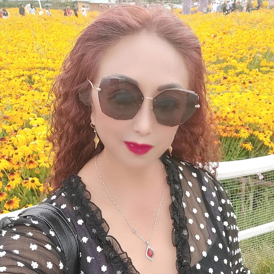 开心的女人