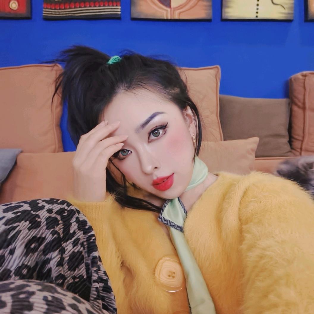 一只小芒狗