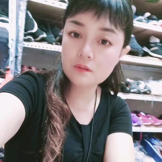 小爱鞋店