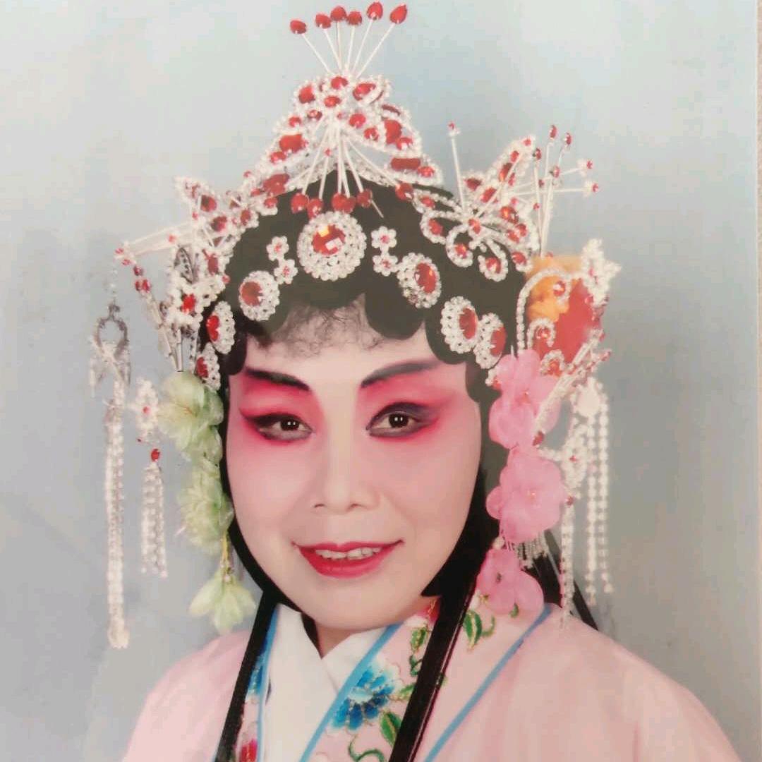 戏迷三姐