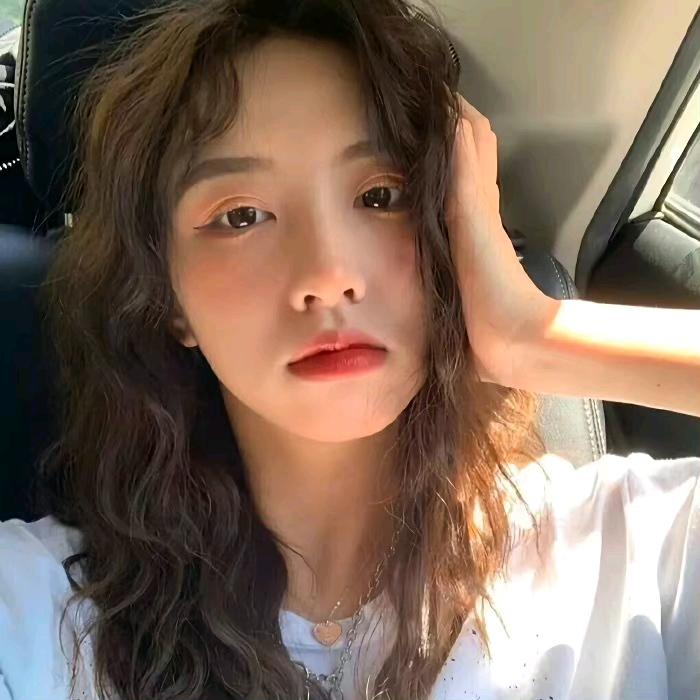 XiaoHong