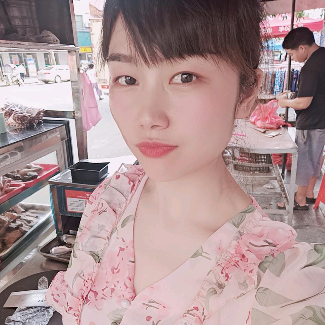 甜甜筒卤味食品店