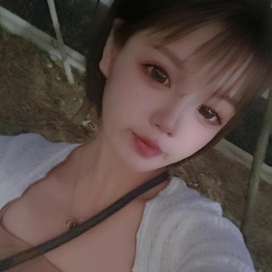 小唯睡醒了🌥