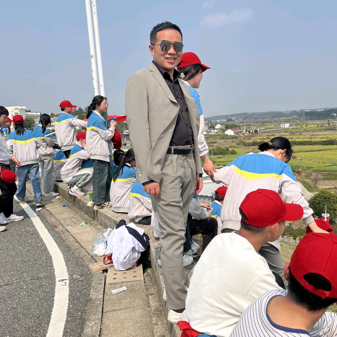 潜山市卫民初中