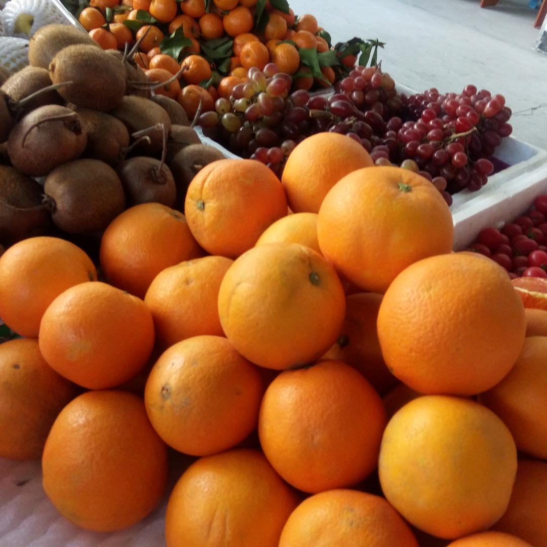 新鲜水果店