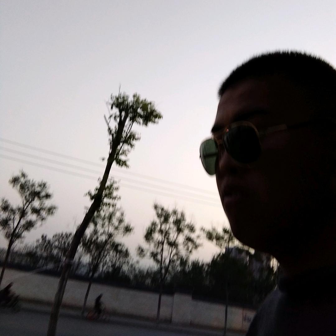 宇文天狼
