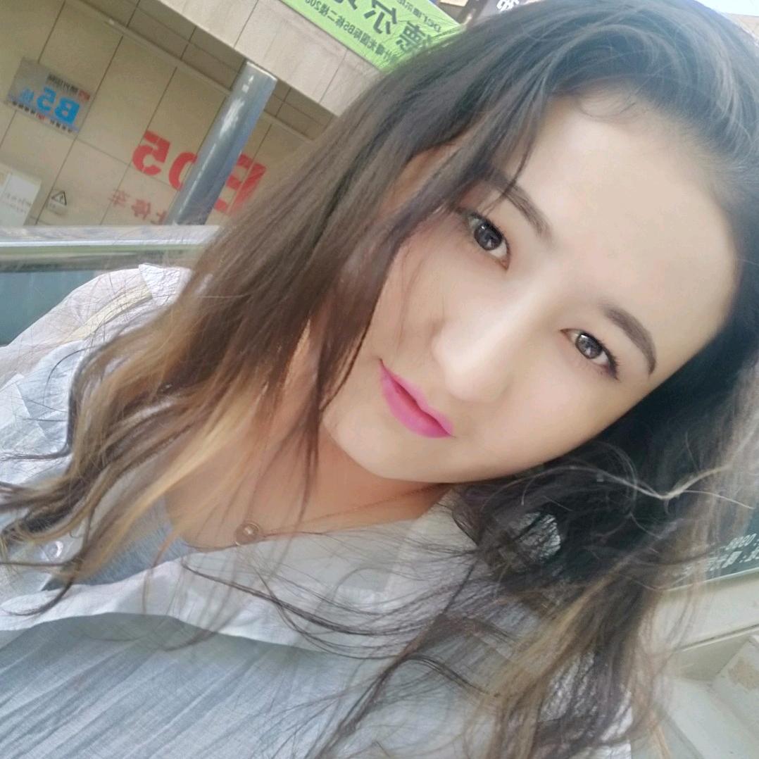 喀什市雅美壁纸木地板店