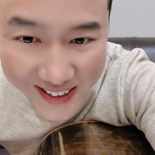 爱唱歌的阳哥哥