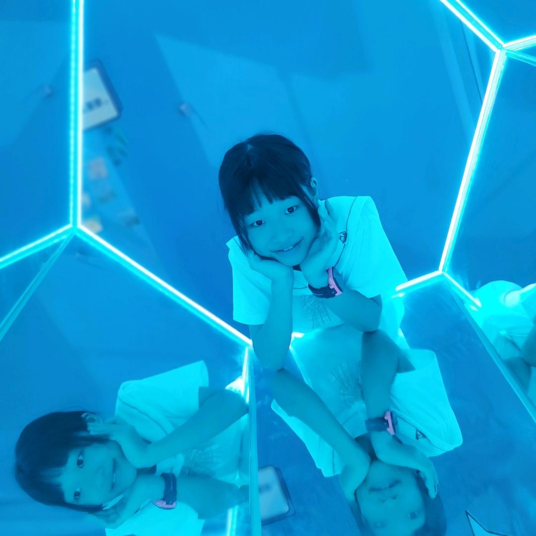 葳葳m