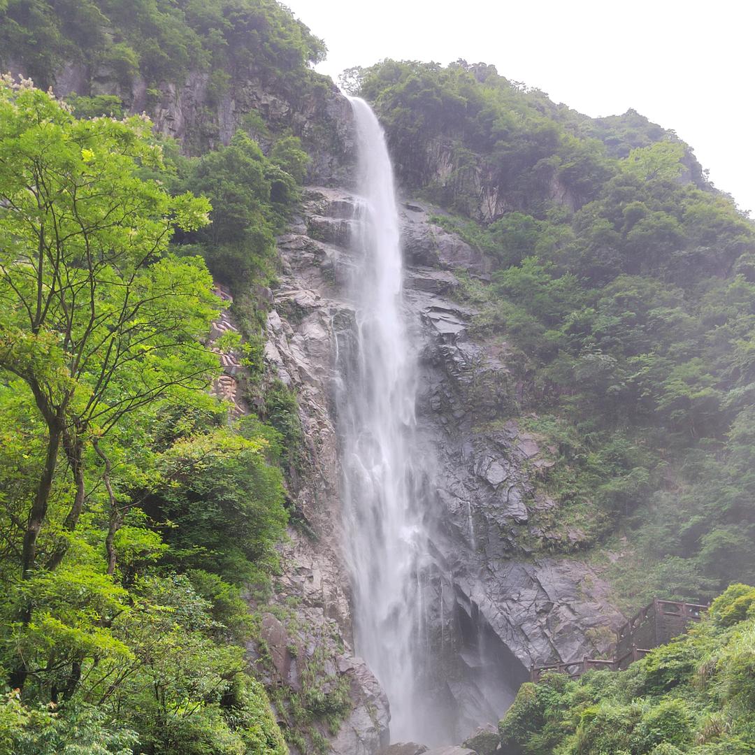 明月山之声