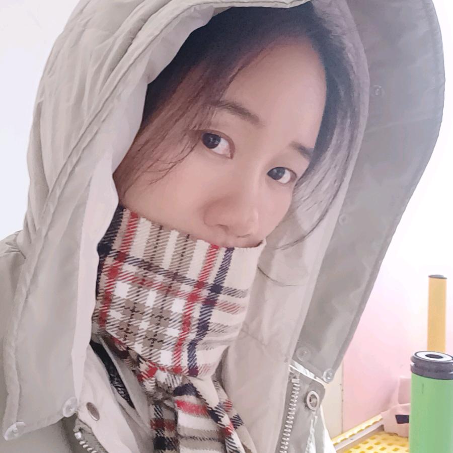 蒋  文明讲礼貌