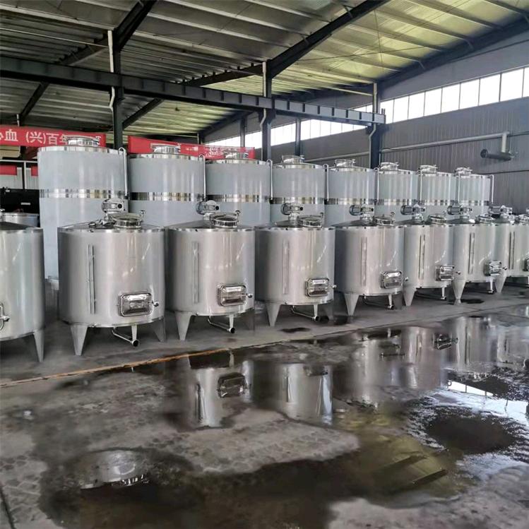 融兴 酿酒设备 酒罐