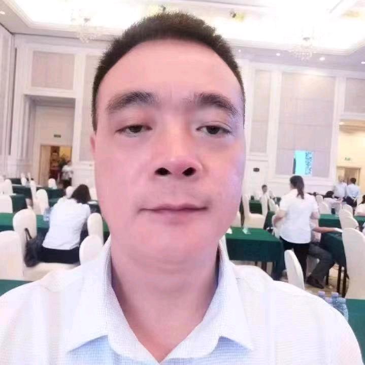 培育小树苗军哥