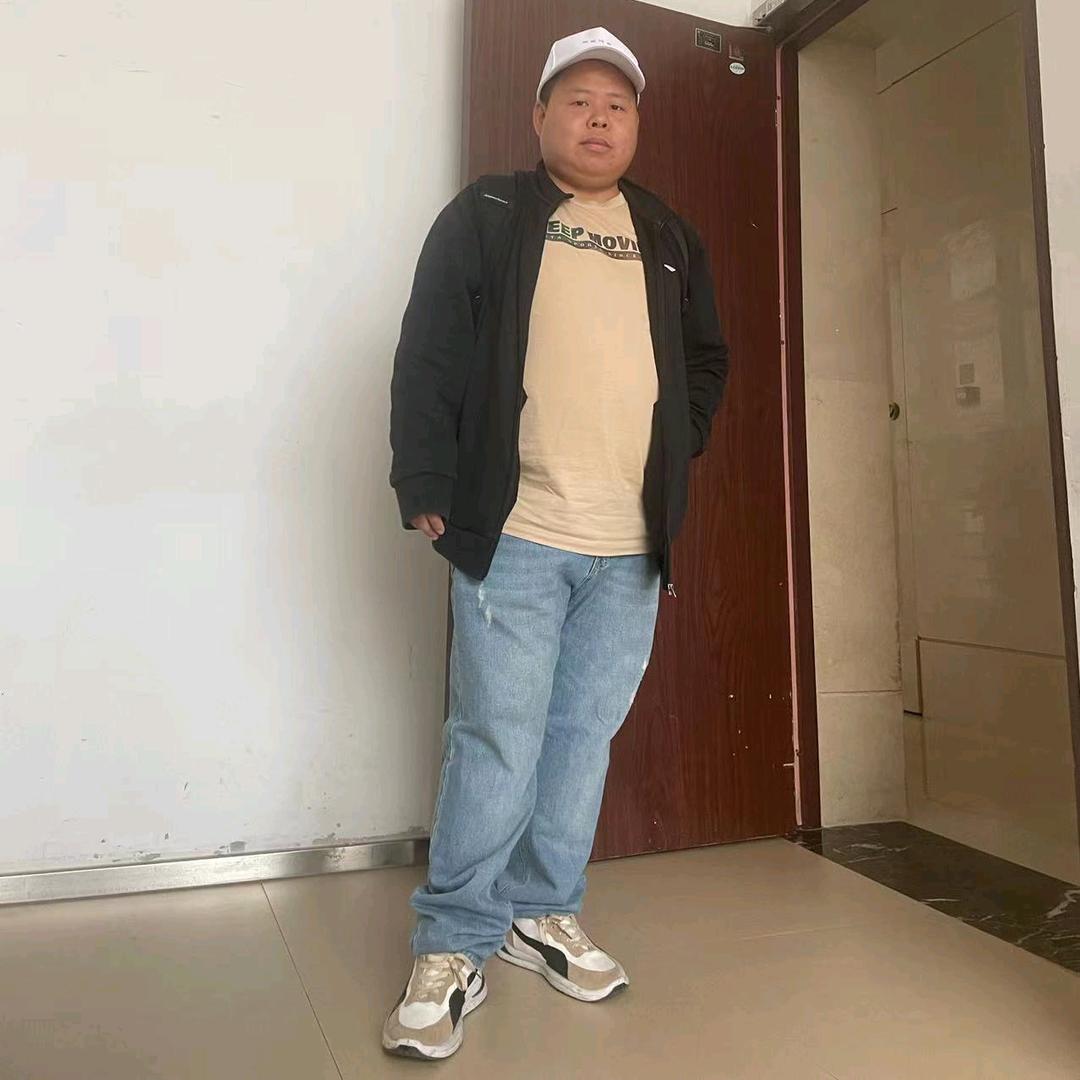 🔫不求富贵，只求平平淡淡平安就好
