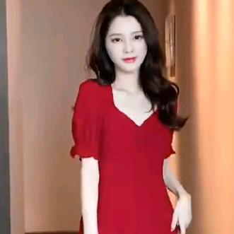 诗诗😂😂