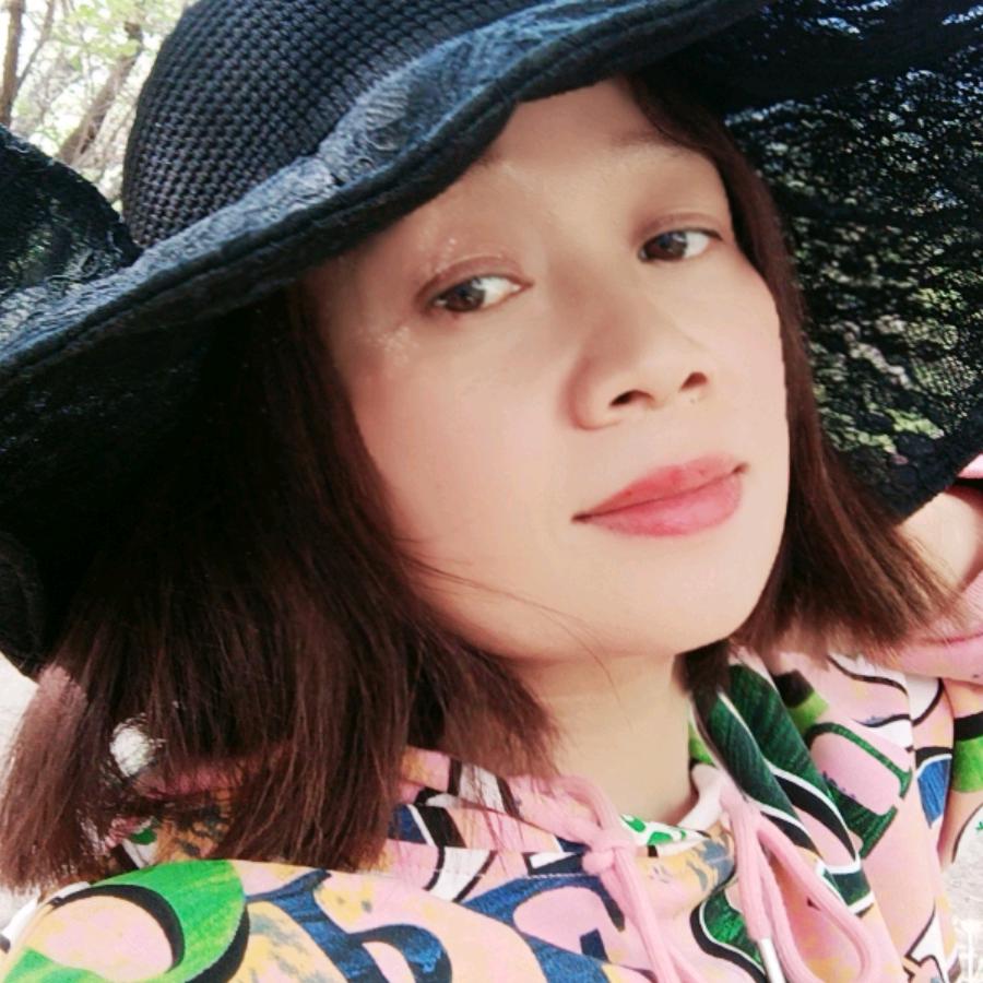 养蜂妹以歌会友