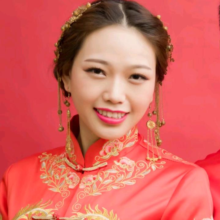 冉妹儿的小白牙
