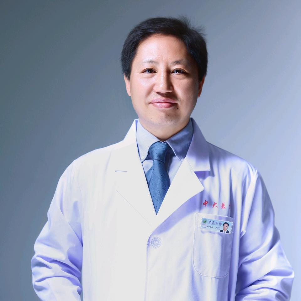疝和腹壁外科专家:  李俊生
