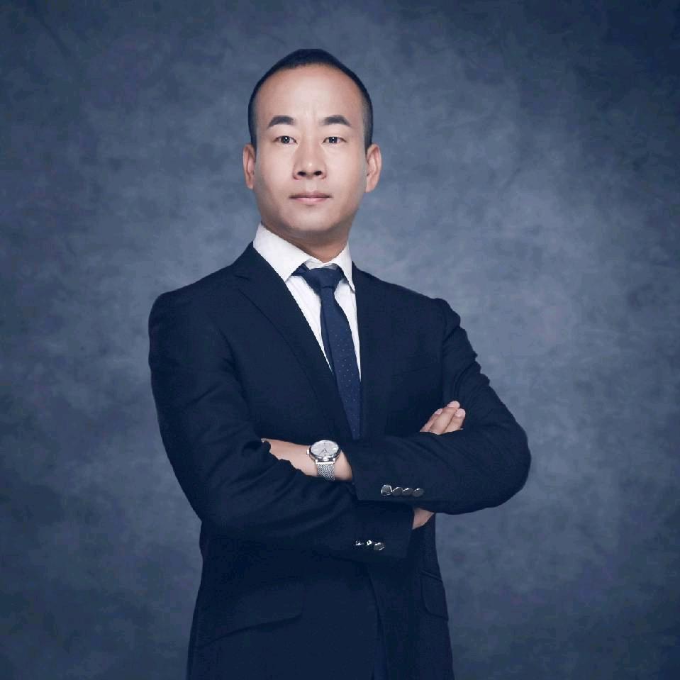 李军*奋斗者