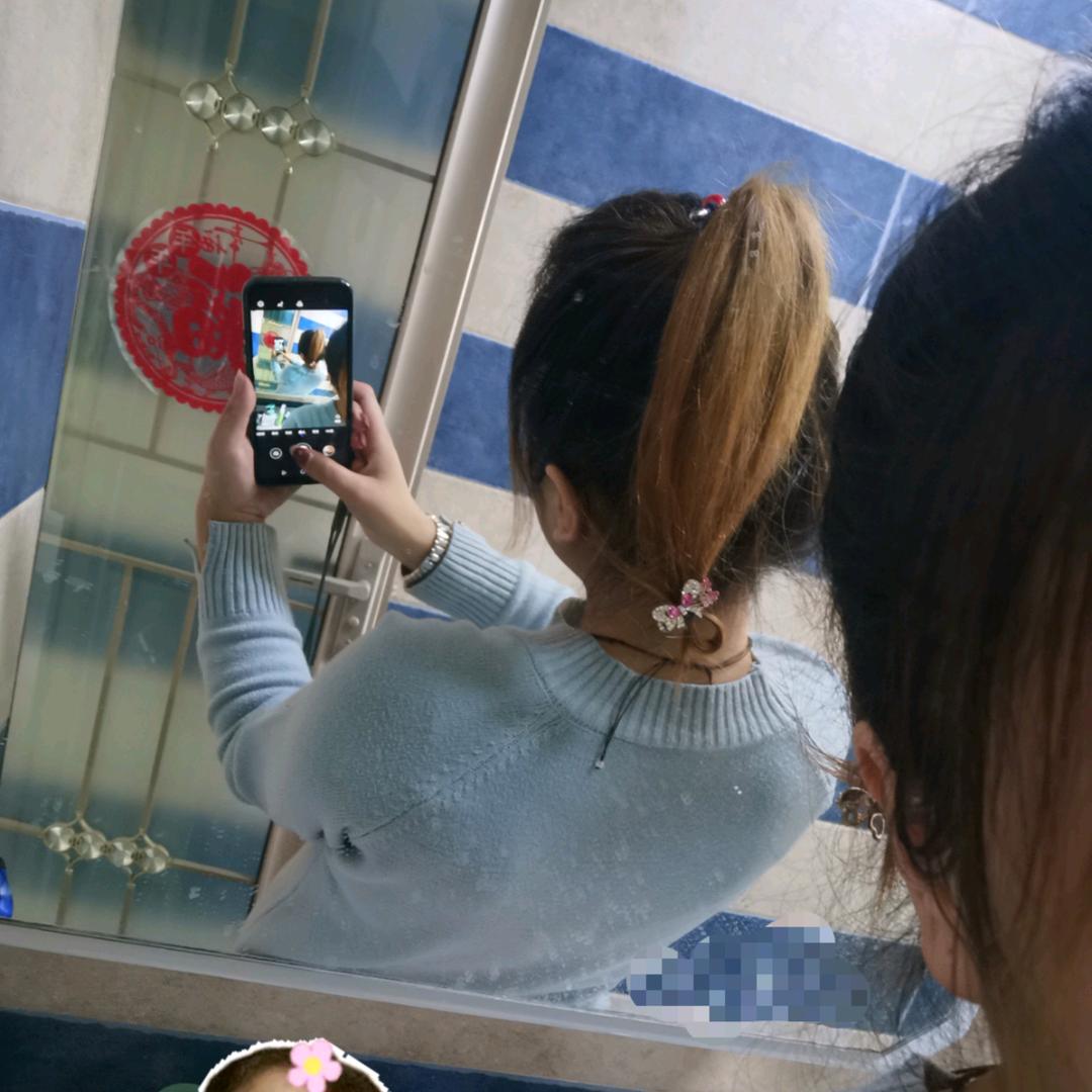 展小白