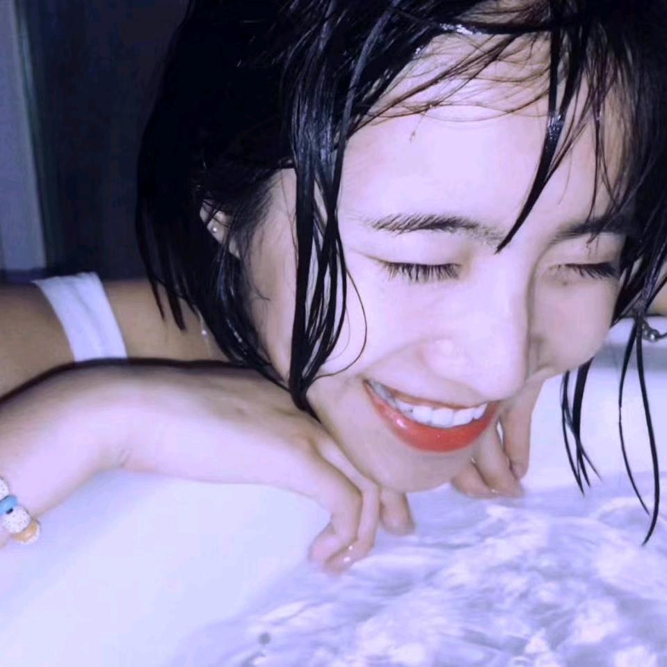 周周🦋