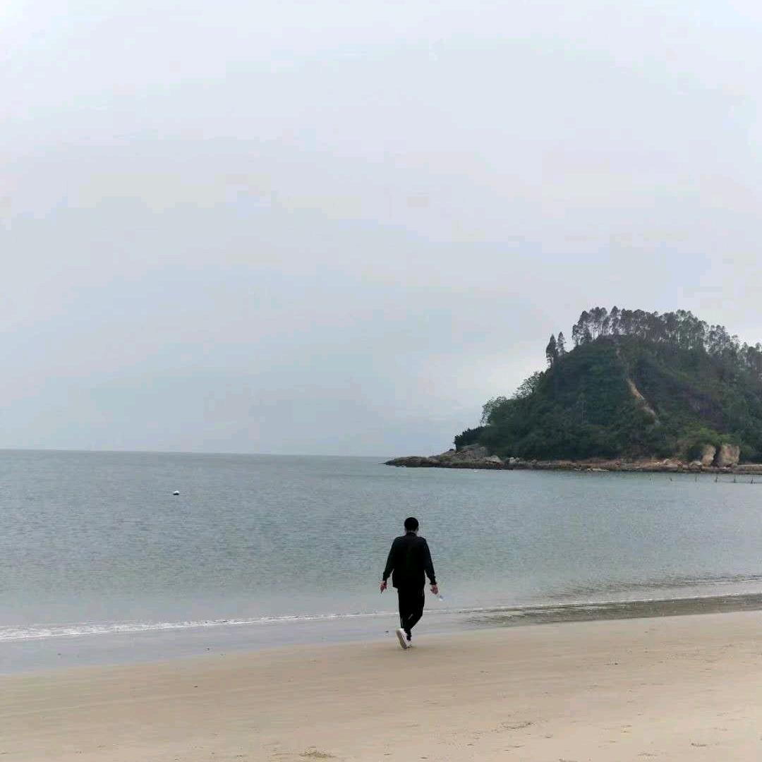 三