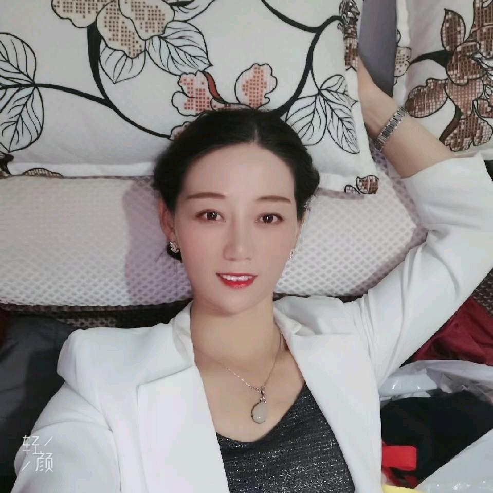 庐剧万丛丛