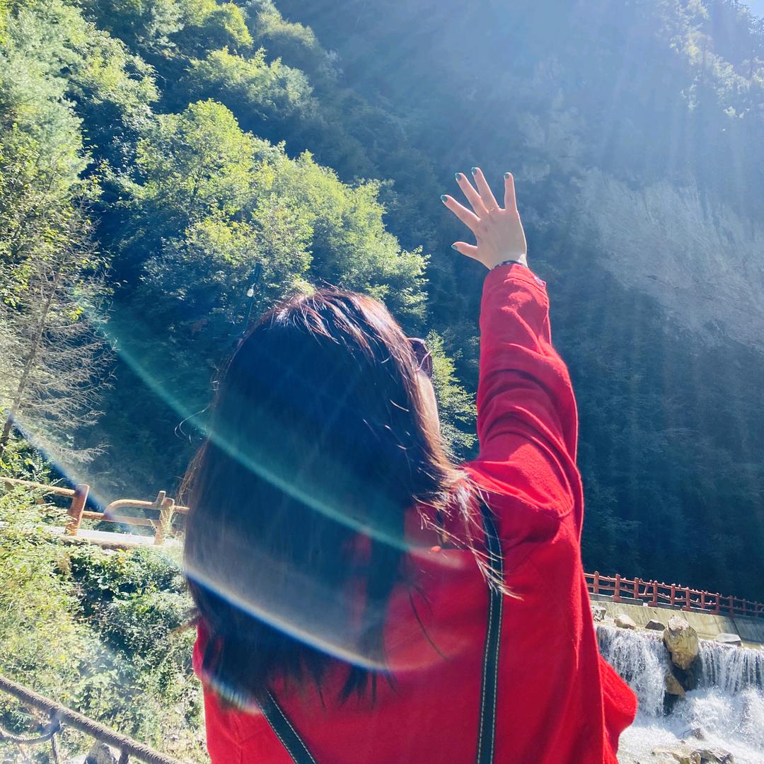 黑眼晴💋️