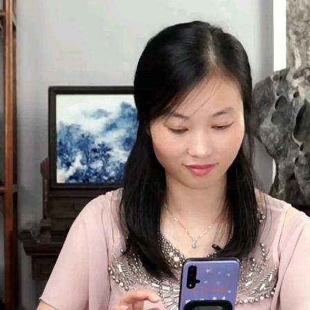 做陶瓷花瓶的丹丹