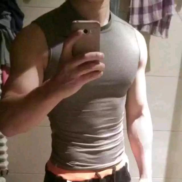 唐董🚀铠甲( ^o^)ノ